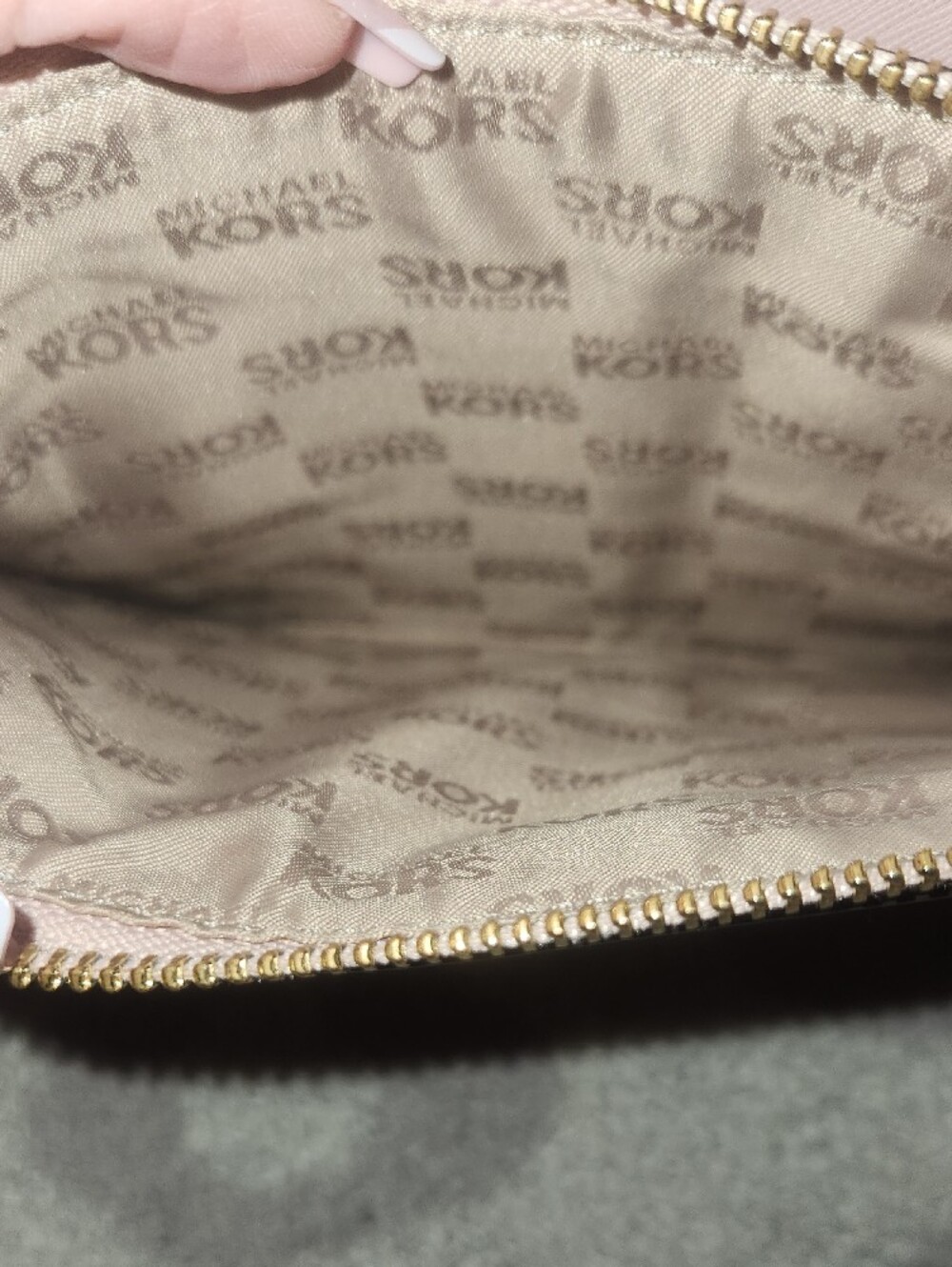 Michael Kors Karla Blush Pink Saffiano Leather Crossbody with Gold Hardware - Picture 4 of 6